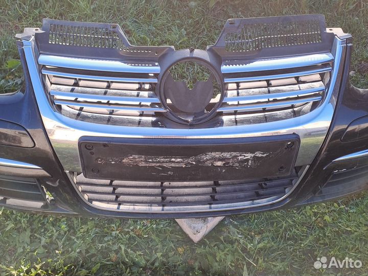 Бампер передний Volkswagen Jetta 5 хром пакет