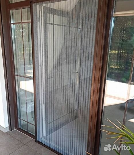 Раздвижная сетка плиссе