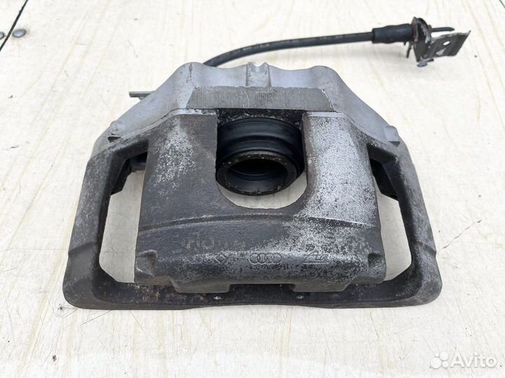 Поворотный Клак Audi 8E C5. Свежий Привоз Гарантия