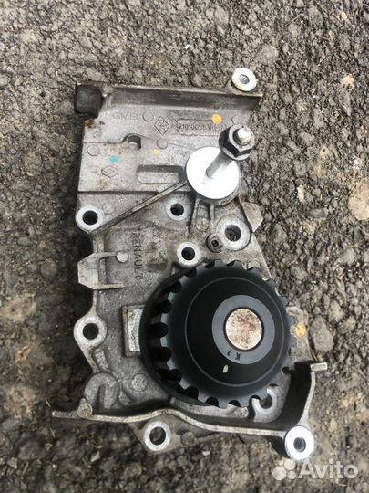 Помпа renault logan