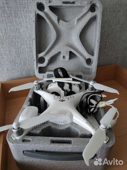 Квадрокоптер Dji Phantom 4 pro + V2.0