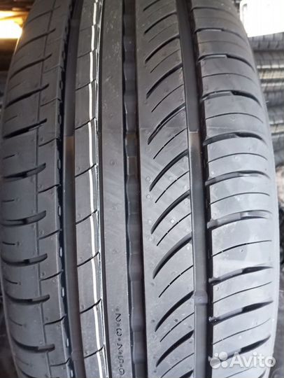 Ikon Tyres Nordman SC 215/65 R16C 109T