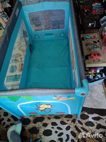 Манеж детский складной