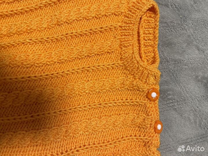 Кофта детская вязаная, ручной работы