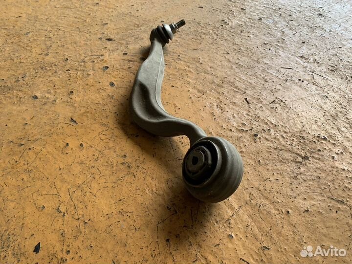 Рычаг передний нижний правый на W222