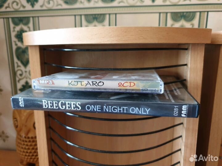 Полка для дисков DVD/CD