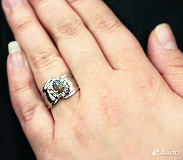 Серебряное кольцо с эфиопским черным опалом
