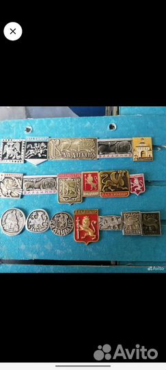 Открытки, значки, вымпел