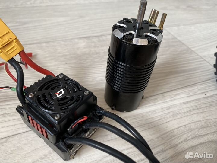 Комбо бесколлекторное 1/8