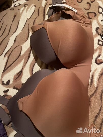 Бюстгалтер Uniglo