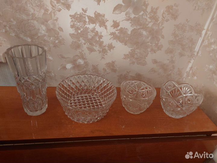 Хрустальная ваза