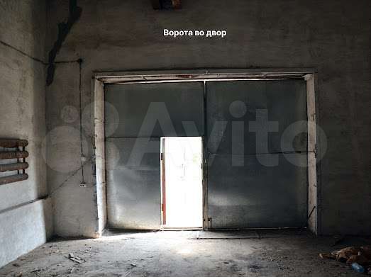 Гараж, > 30 м²