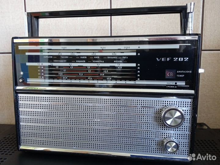 Радиоприемники VEF-12, 202, Соната (эксп.)