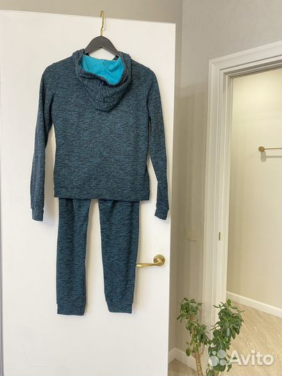 Спортивный костюм adidas женский