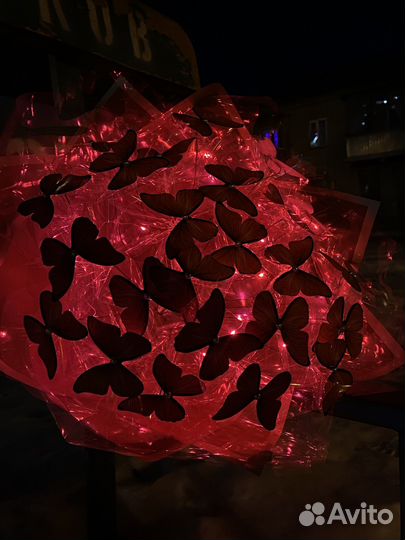 Букеты на заказ (букеты из бабочек, атласные розы)