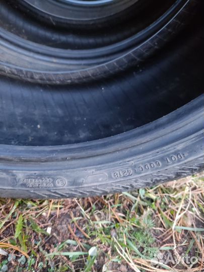 Nokian Tyres Hakkapeliitta 8 205/50 R17 93T