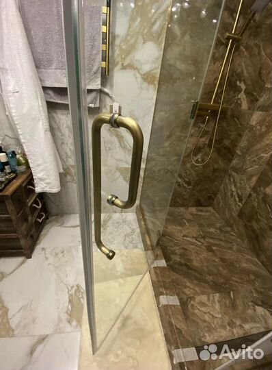 Душeвaя кaбина / бpонзoвaя фурнитура