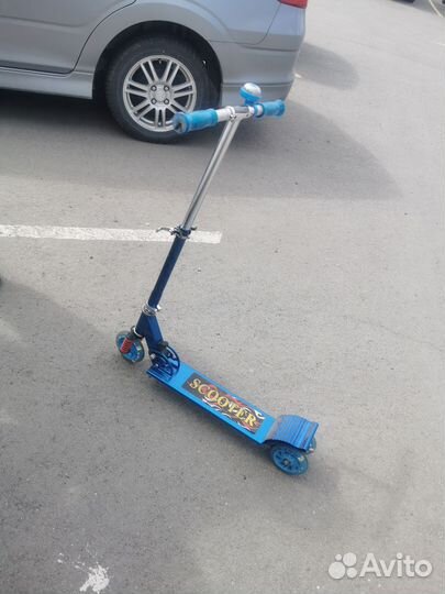 Самокат, алюминиевый. Новый, не использовался
