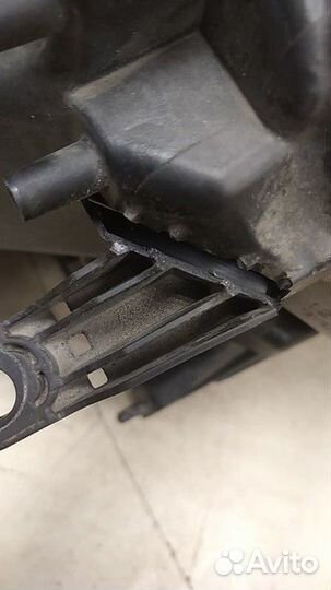 Фара левая Nissan X-Trail