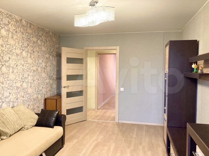 2-к. квартира, 50 м², 3/9 эт.