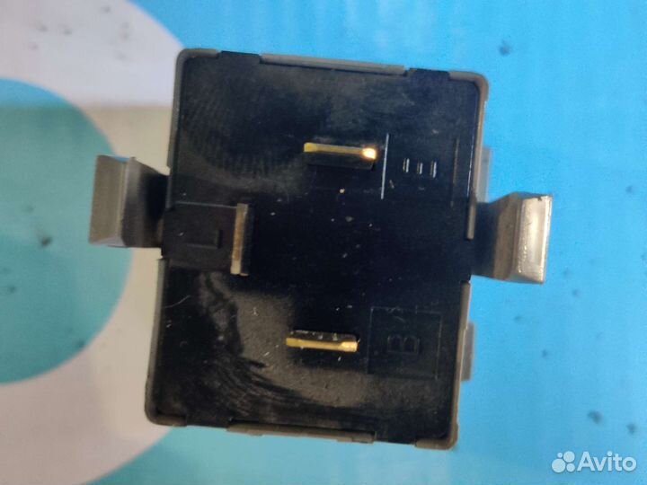 Реле поворота Митсубиси мираж кольт хетчбек