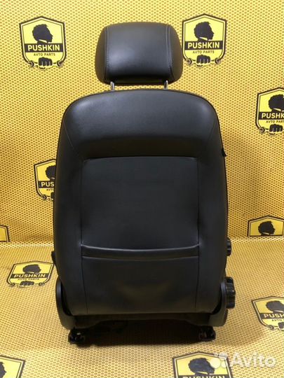 Сиденье переднее правое Ford Mondeo