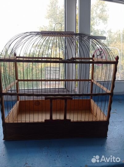 Клетка классическая деревянная