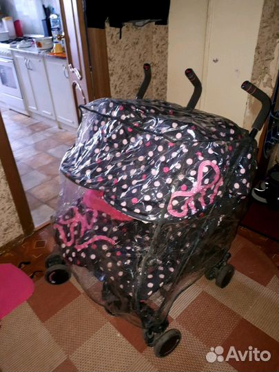 Коляска для двойни