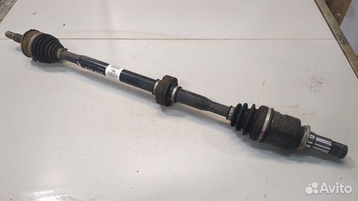 Полуось Toyota Auris E18 2012, 2016