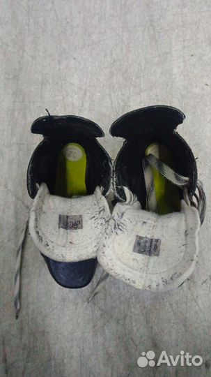 Коньки CCM Tacks 1092 размер 32