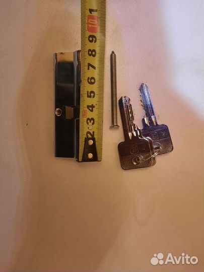 Личинка для замка Elementis