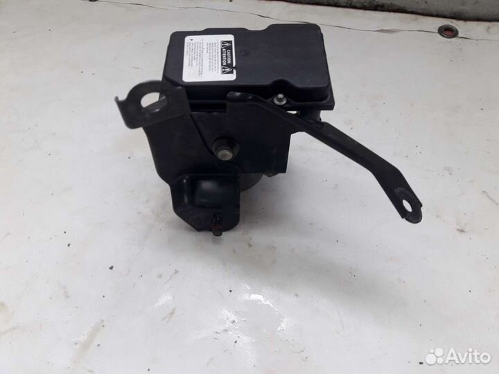 Блок ABS Toyota Avensis T250