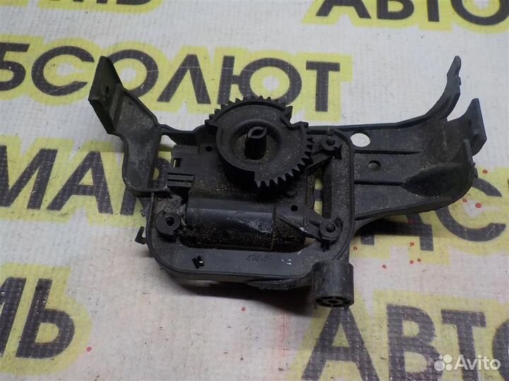 Моторчик заслонки печки Skoda Fabia II (5J) 2007