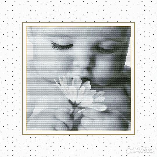 Малыш с ромашкой - набор для вышивания