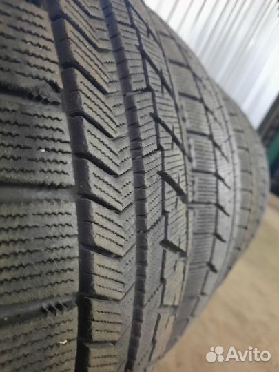Bridgestone Blizzak VRX 185/65 R15
