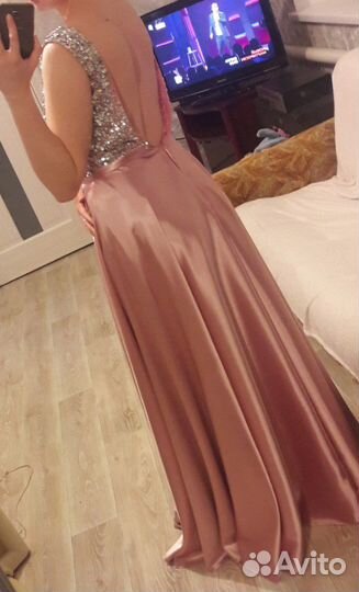 Платье вечернее
