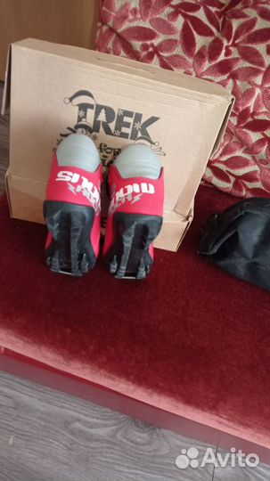 Подростковые беговые лыжи комплект с чехлом