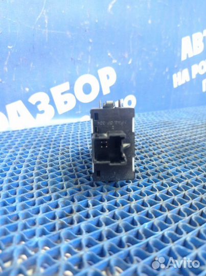 Кнопка обогрева сидений Ford Focus 2 универсал