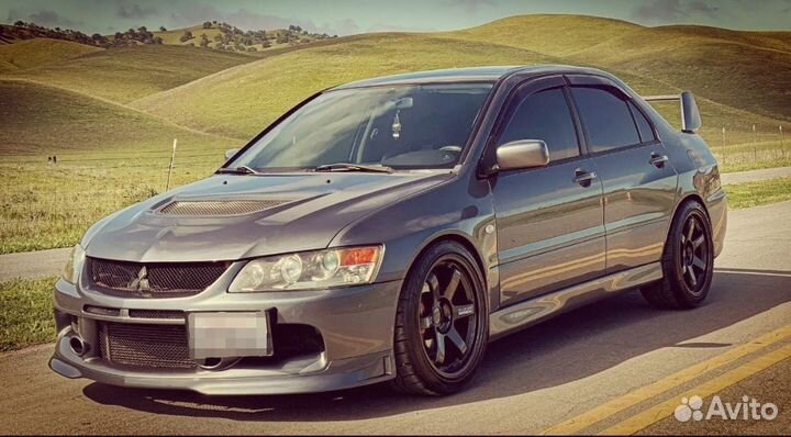 Губа MR на Mitsubishi Lancer evo 9