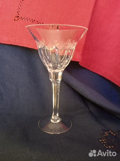 Бокалы и стаканы одиночные