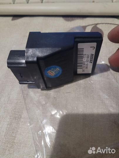 Коммутатор на скутер Honda af68