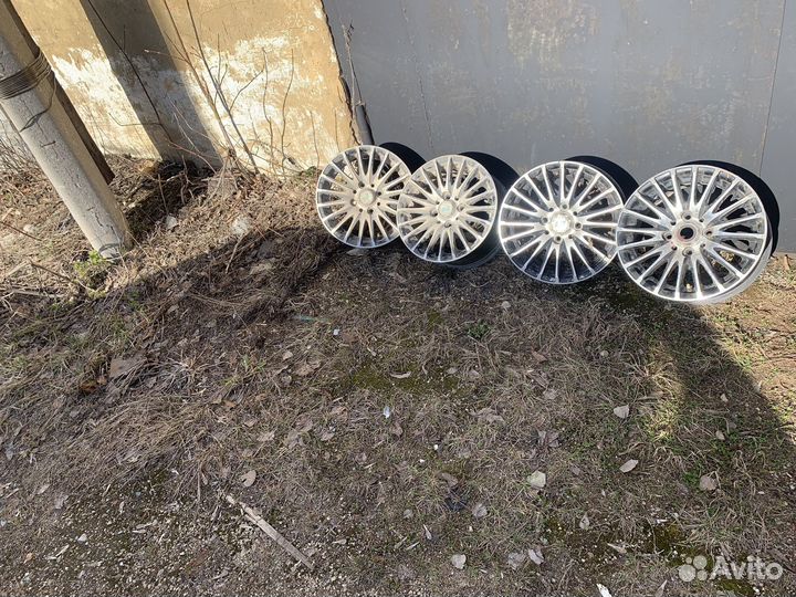 Литой диск r 13