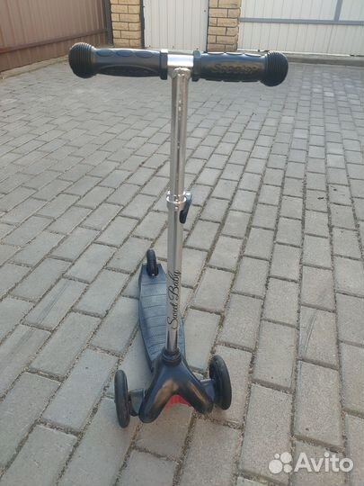 Продам самокат детский