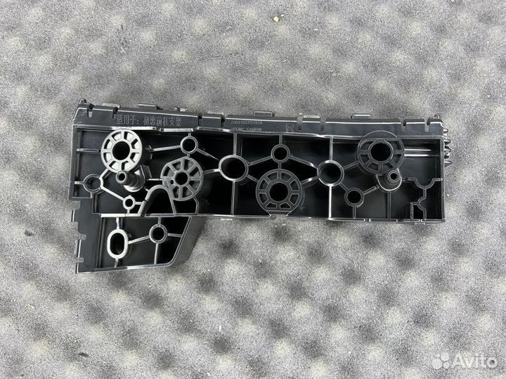 Кронштейн крепления бамп перед прав Haval Jolion21