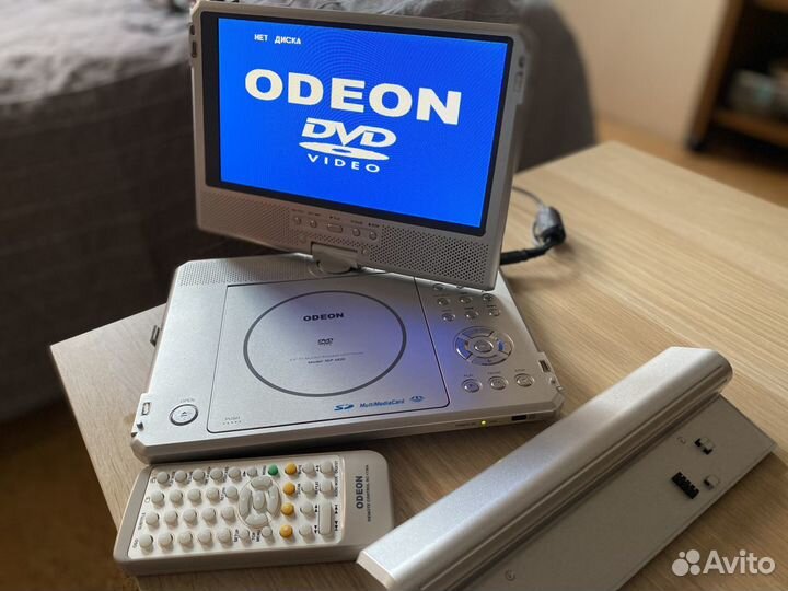 Плеер для путешествий (DVD/CD, флешки и т.д.)