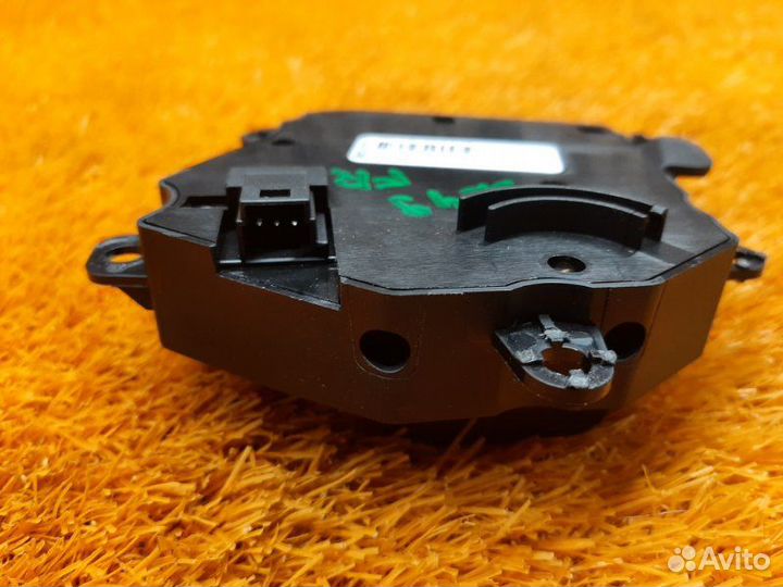 Блок управления сиденьем передний правый