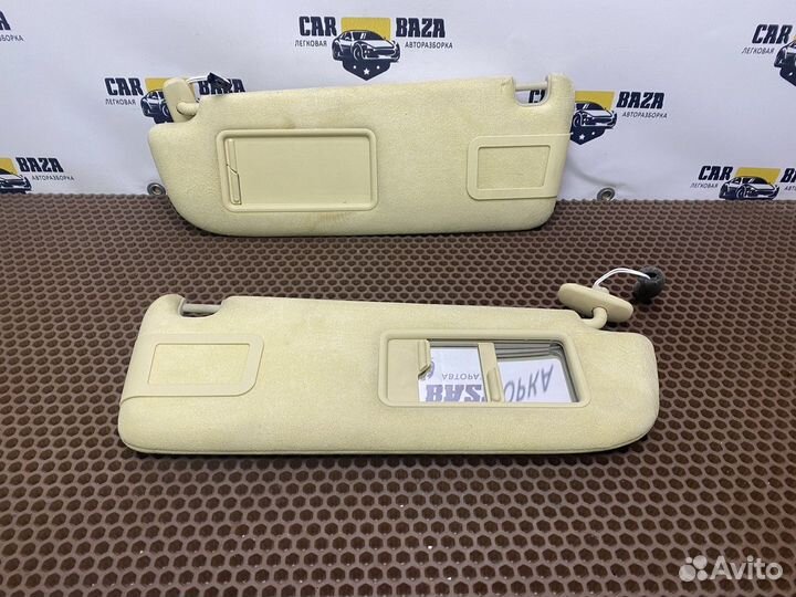 Козырек солнцезащитный алькантара Audi A8