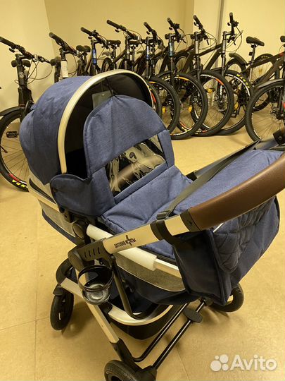 Коляска новая