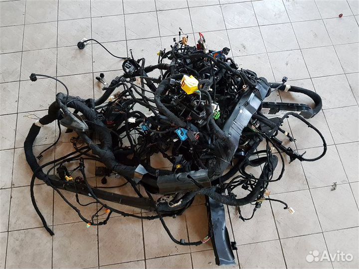 Проводка под капот Porsche Cayenne