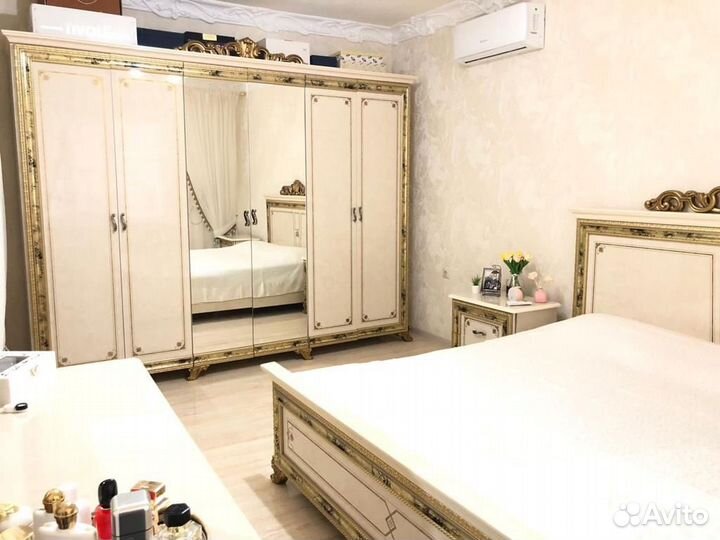 Спальный гарнитур бу